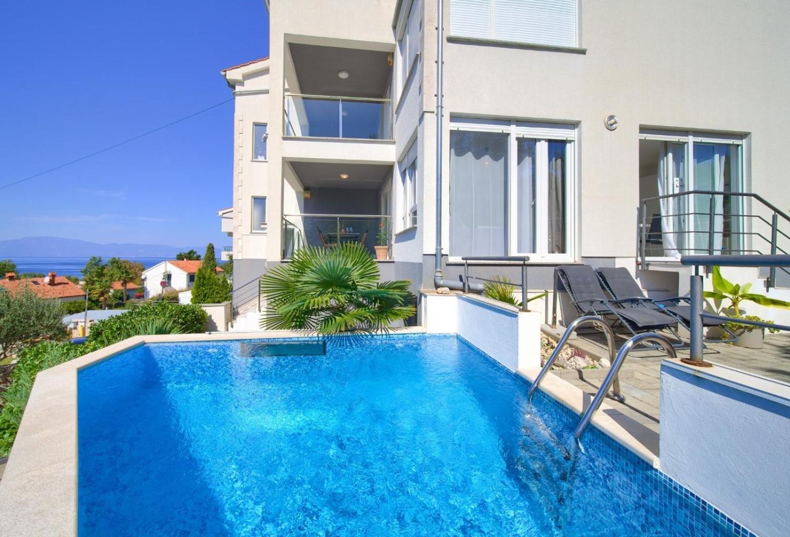 Apartment Sasso Bianco With The Private Pool Njivice Exteriér fotografie